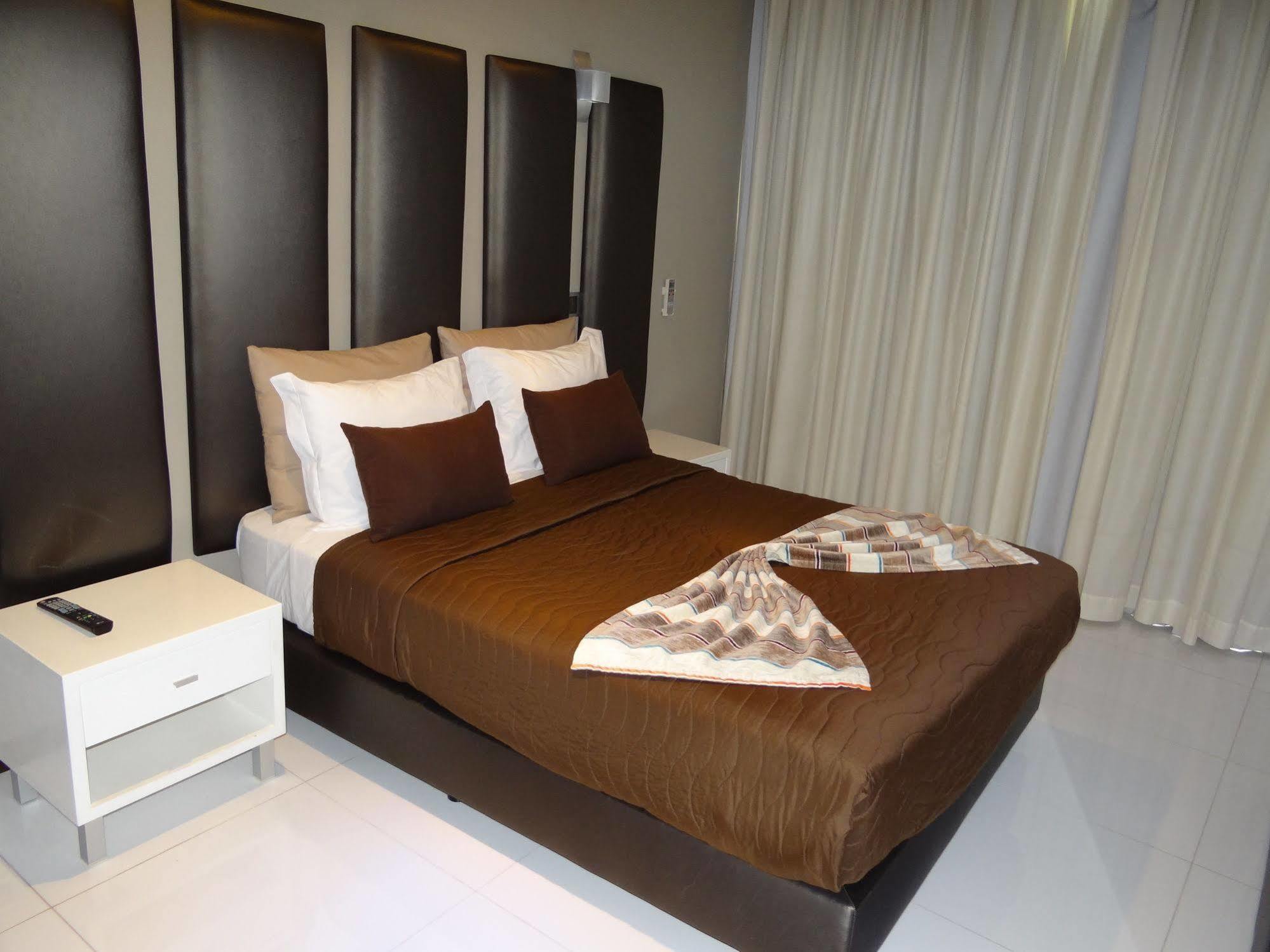 Rk Suite Hotel 루안다 외부 사진