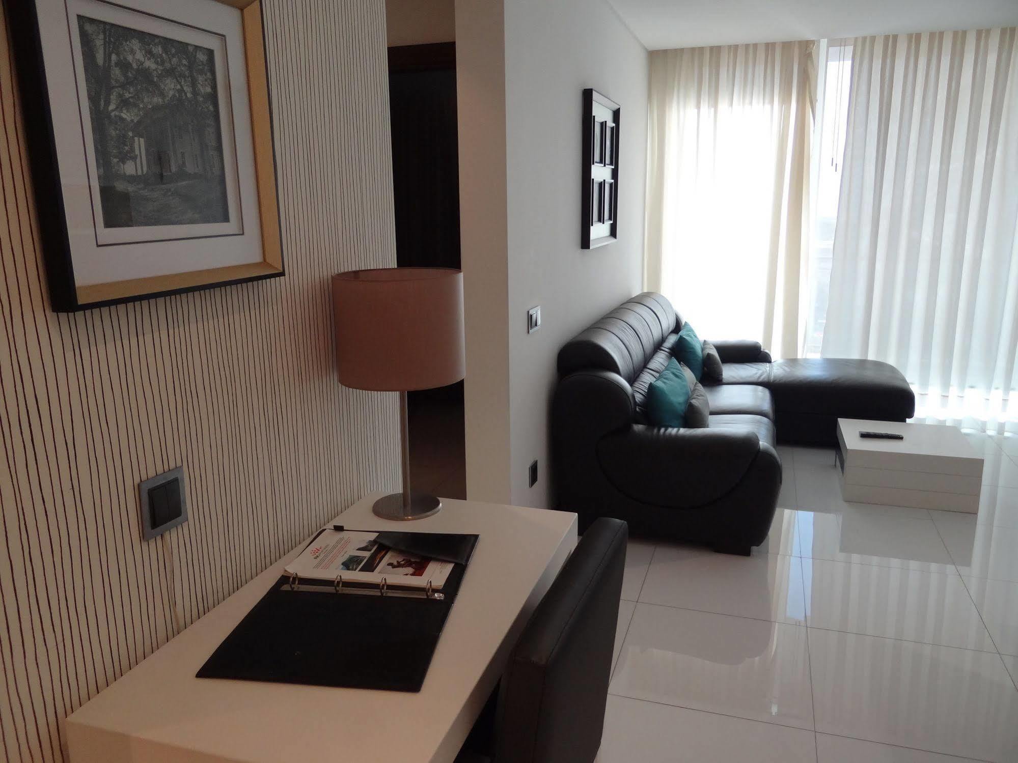 Rk Suite Hotel 루안다 외부 사진